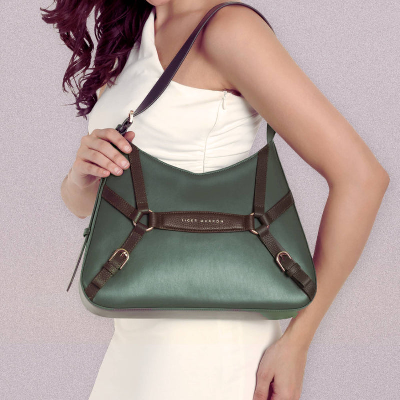 AMAZONA MOSS